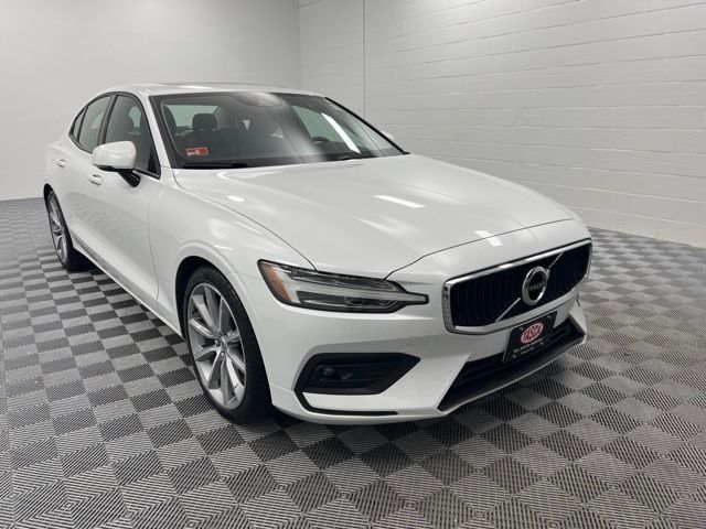 2021 Volvo S60 Momentum