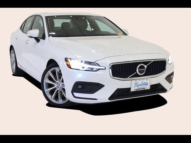 2021 Volvo S60 Momentum