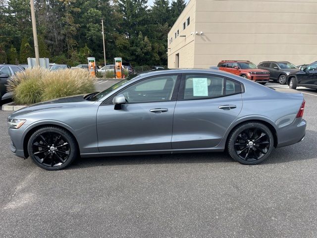 2021 Volvo S60 Momentum