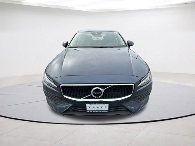 2021 Volvo S60 Momentum