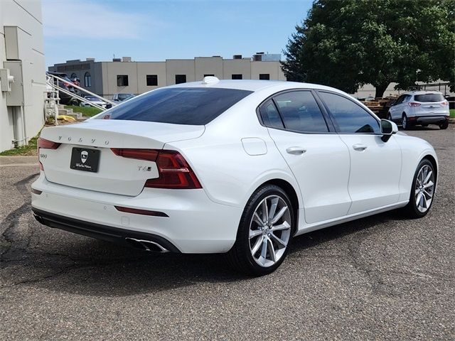 2021 Volvo S60 Momentum