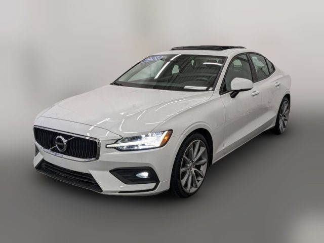 2021 Volvo S60 Momentum