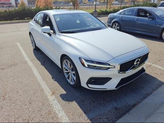 2021 Volvo S60 Momentum