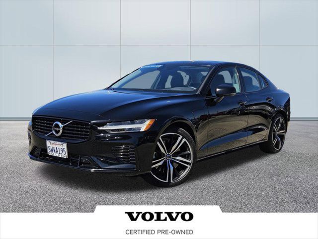 2021 Volvo S60 R-Design Expression