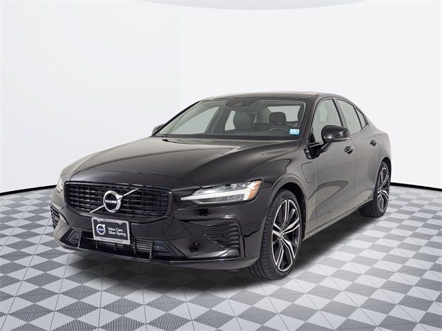 2021 Volvo S60 R-Design Expression