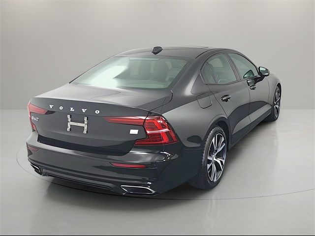 2021 Volvo S60 R-Design