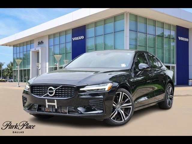 2021 Volvo S60 R-Design Expression