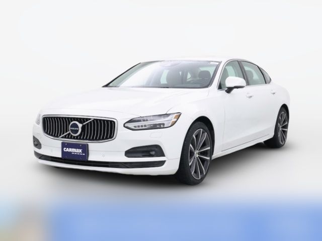 2021 Volvo S90 Momentum