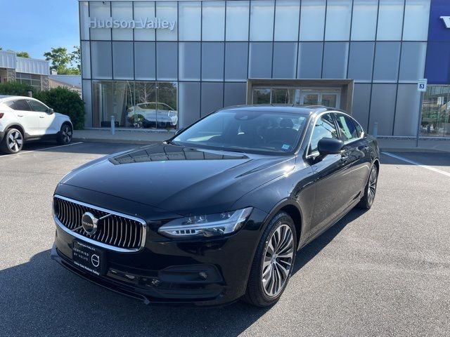 2021 Volvo S90 Momentum