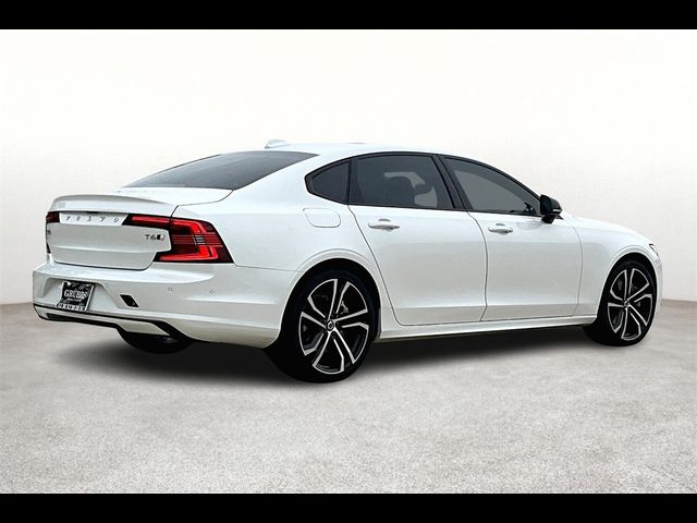 2021 Volvo S90 R-Design