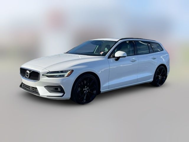 2021 Volvo V60 Momentum