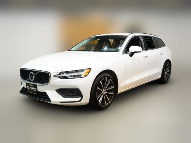 2021 Volvo V60 Momentum