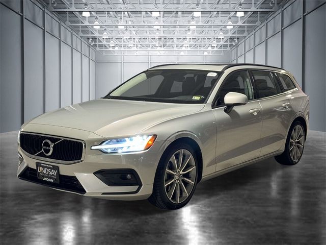 2021 Volvo V60 Momentum