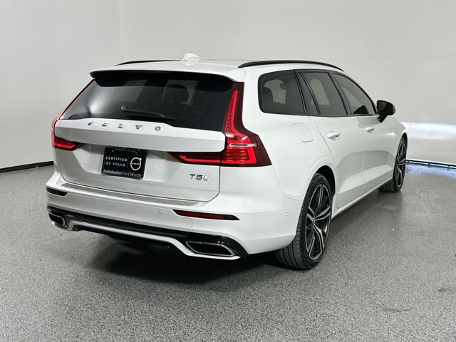 2021 Volvo V60 R-Design