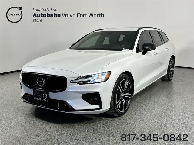 2021 Volvo V60 R-Design