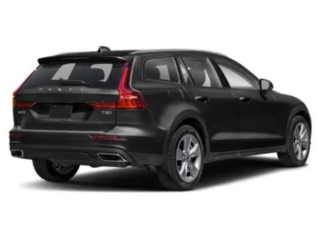 2021 Volvo V60 Cross Country Base