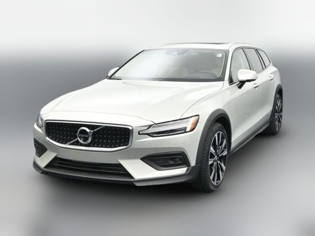 2021 Volvo V60 Cross Country Base