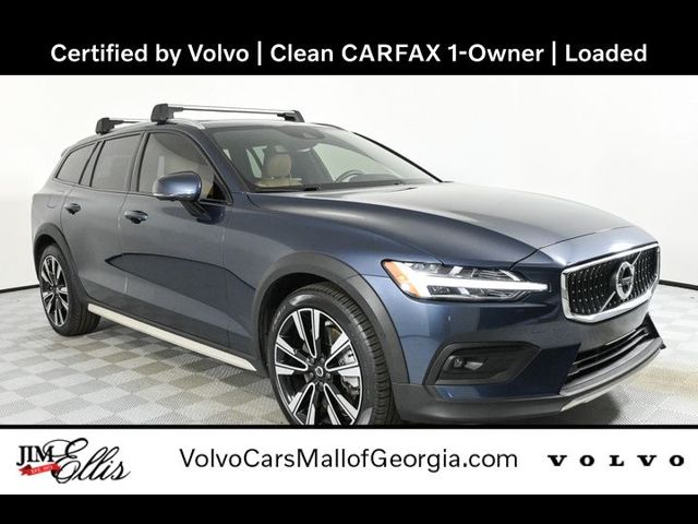 2021 Volvo V60 Cross Country Base