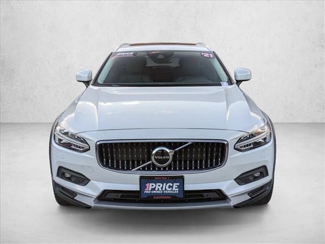 2021 Volvo V90 Cross Country Base