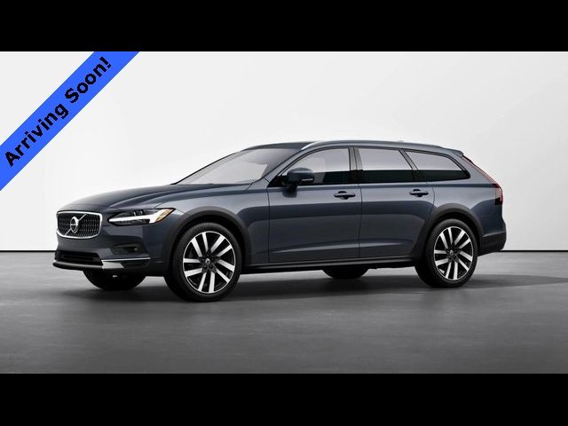 2021 Volvo V90 Cross Country Base