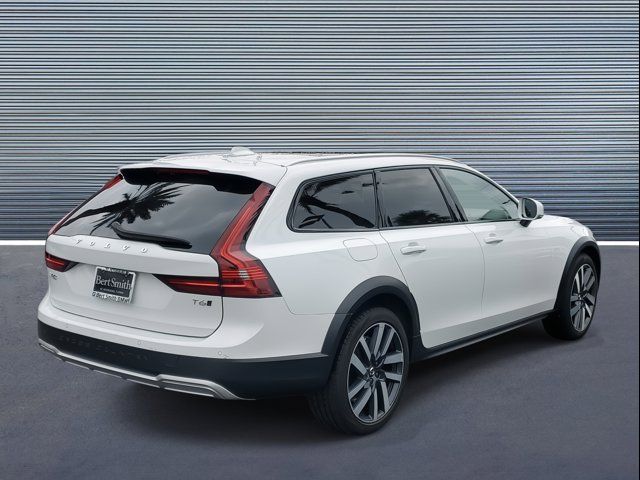 2021 Volvo V90 Cross Country Base