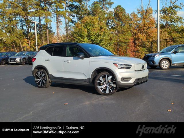 2021 Volvo XC40 Base