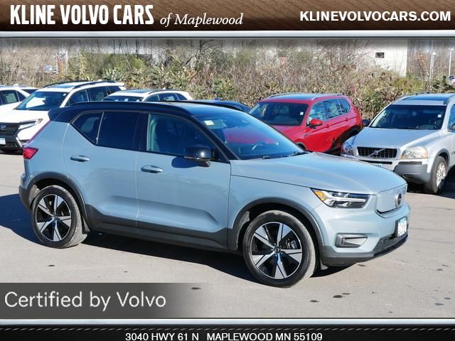 2021 Volvo XC40 Base