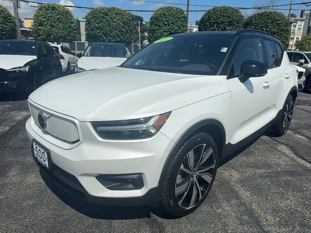 2021 Volvo XC40 Base