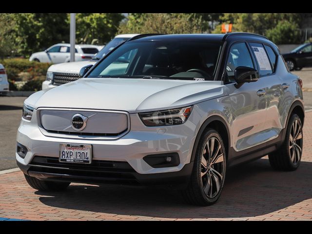 2021 Volvo XC40 Base