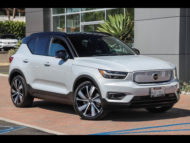 2021 Volvo XC40 Base