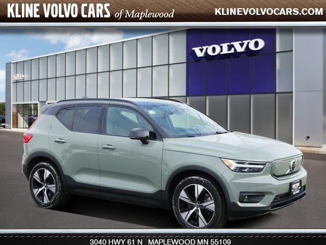 2021 Volvo XC40 Base