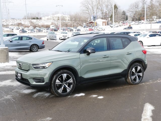 2021 Volvo XC40 Base