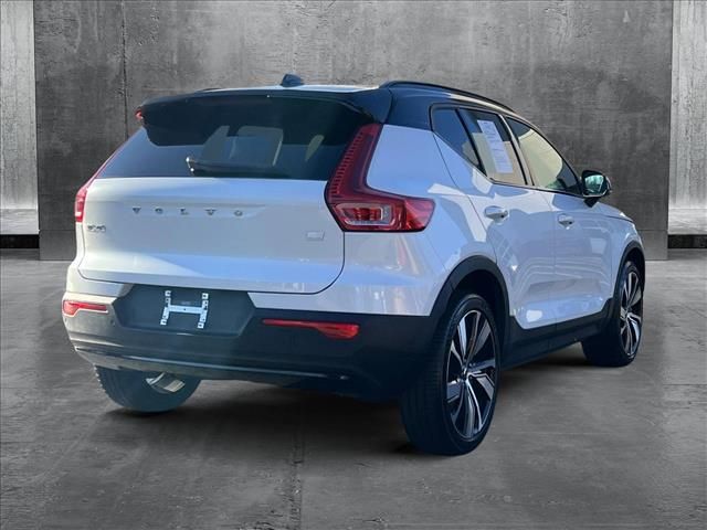 2021 Volvo XC40 Base