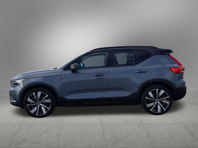 2021 Volvo XC40 Base