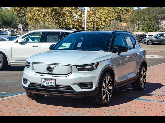 2021 Volvo XC40 Base