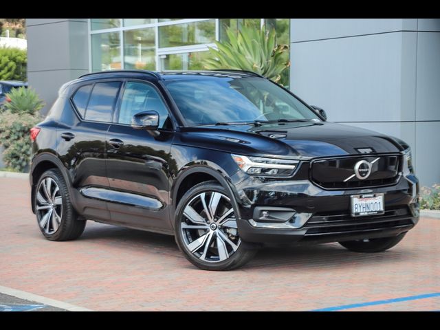 2021 Volvo XC40 Base