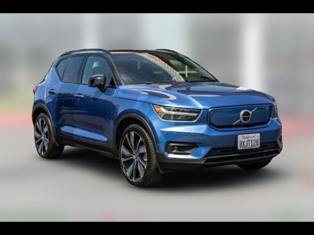 2021 Volvo XC40 Base