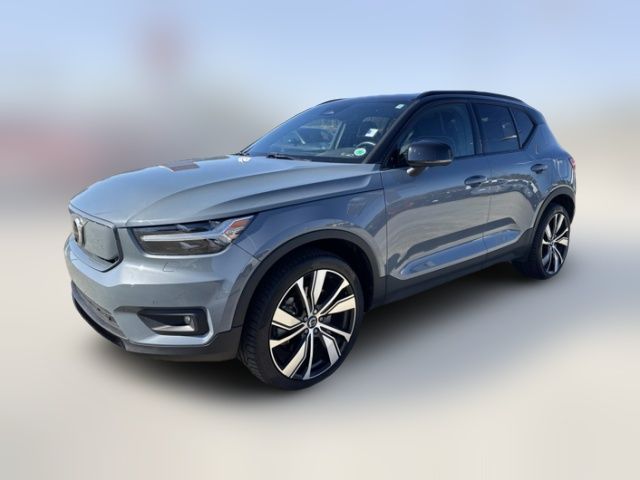 2021 Volvo XC40 Base
