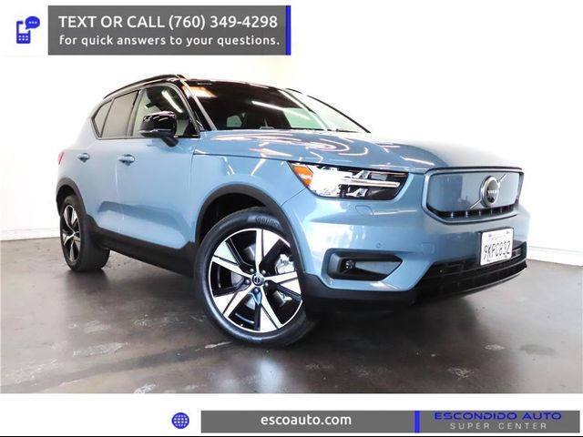 2021 Volvo XC40 Base