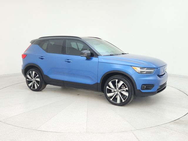 2021 Volvo XC40 Base