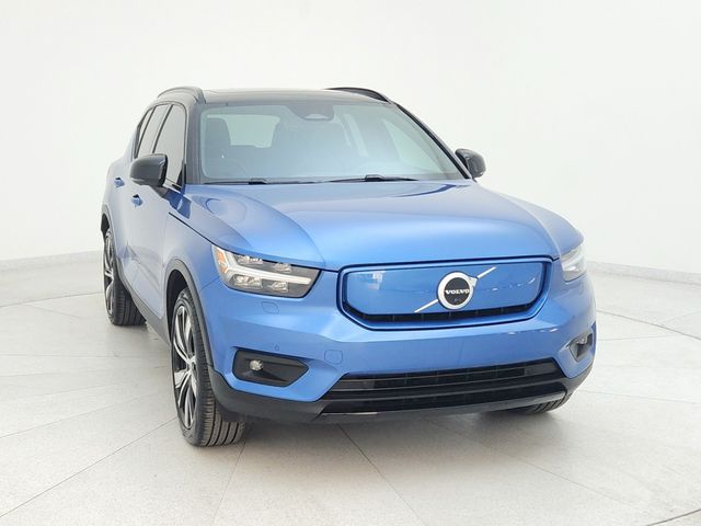 2021 Volvo XC40 Base