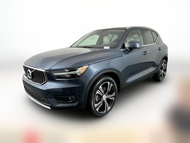 2021 Volvo XC40 Inscription