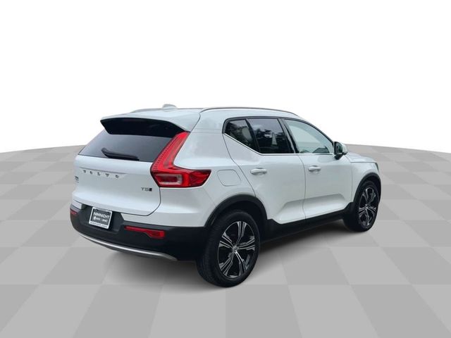 2021 Volvo XC40 Inscription