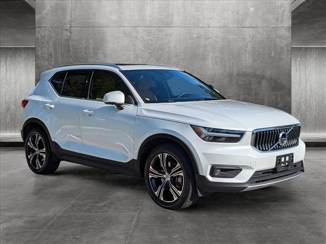 2021 Volvo XC40 Inscription