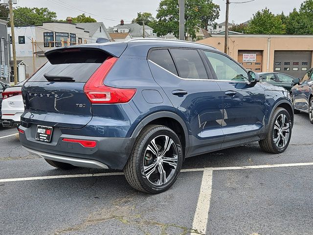 2021 Volvo XC40 Inscription