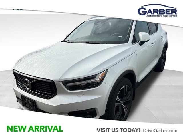 2021 Volvo XC40 Inscription