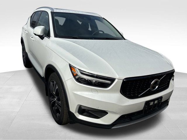 2021 Volvo XC40 Inscription