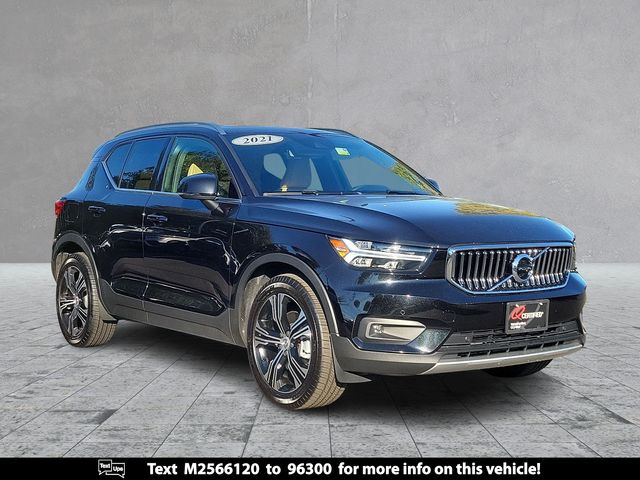 2021 Volvo XC40 Inscription