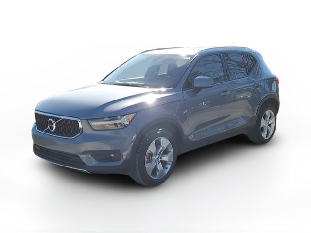 2021 Volvo XC40 Momentum