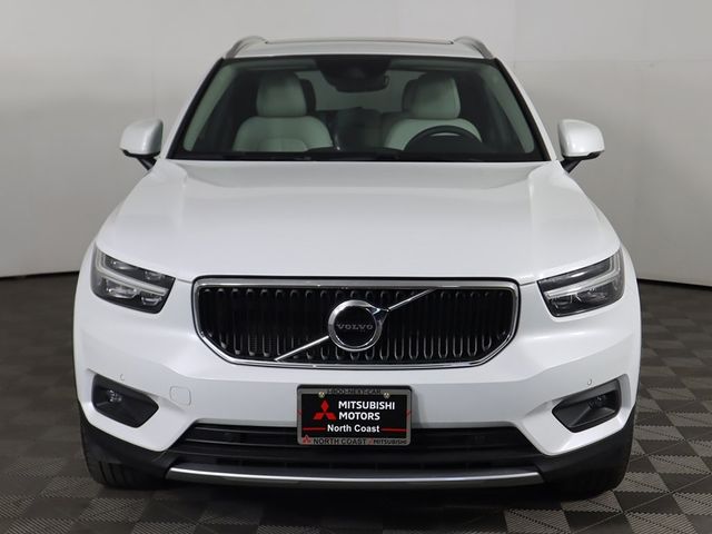 2021 Volvo XC40 Momentum